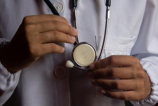 medico e stetoscopio