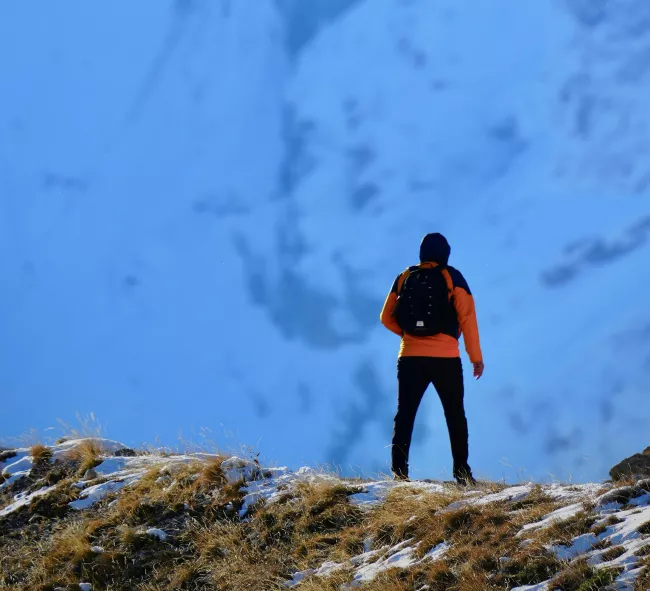 uomo e montagna